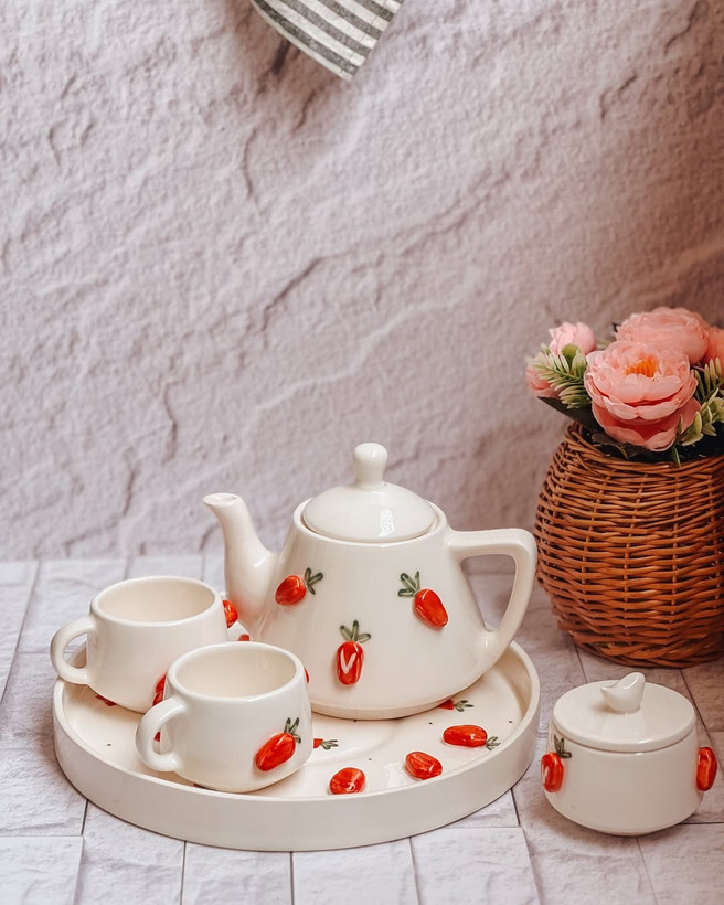 چای خوری توت فرنگی