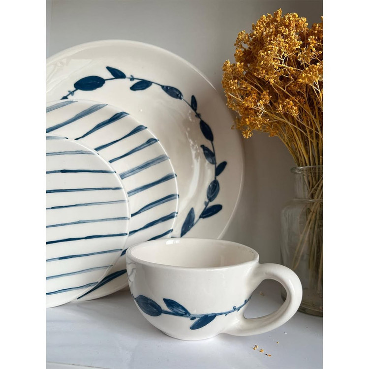 غذاخوری آبی