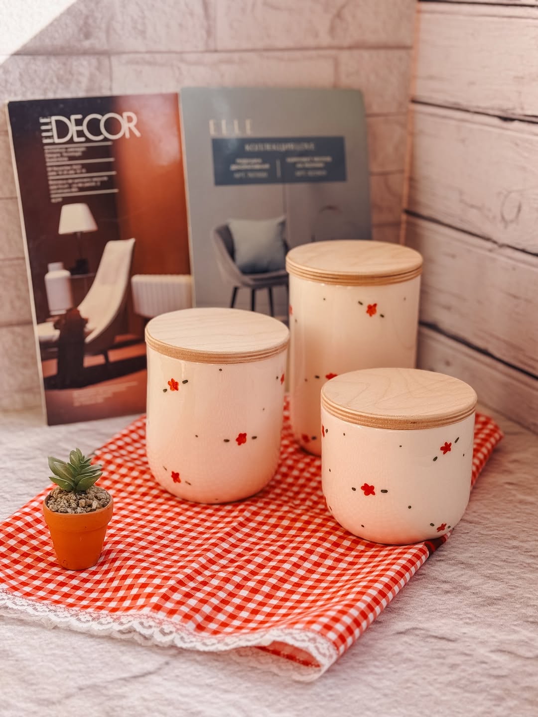 ست بانکه گل قرمزی